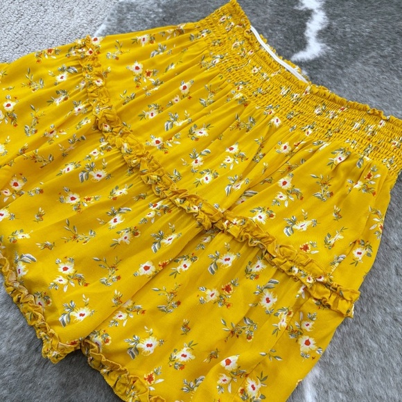 NWT Floral Ruffle Tiered Mini Skirt - Picture 6 of 10